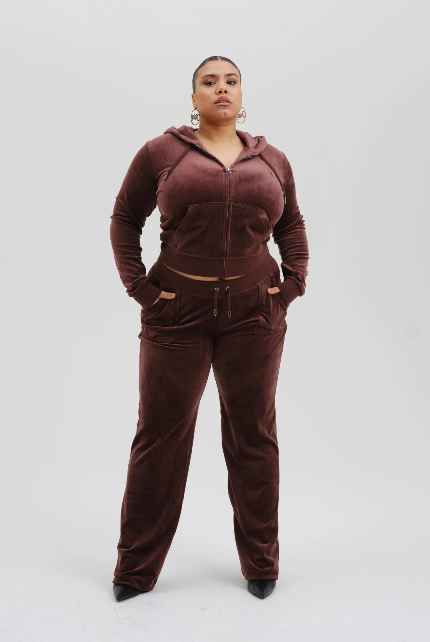 Juicy Couture BITTER CHOCOLATE CLASSIC VELOUR DEL RAY POCKETED BOTTOMS 9 Juicy Couture BITTER CHOCOLATE CLASSIC VELOUR DEL RAY POCKETED BOTTOMS - Image 9