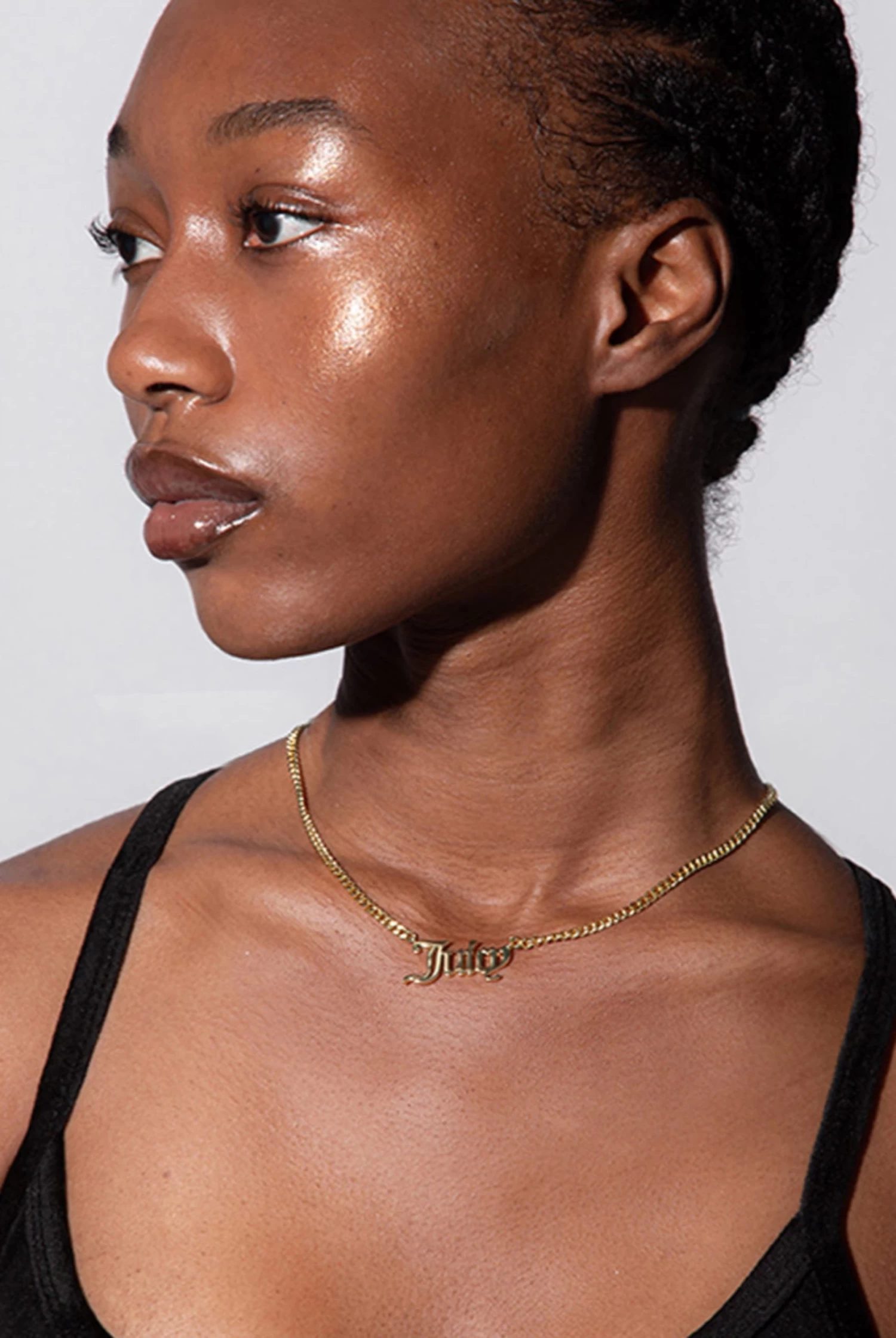 Juicy Couture GOLD JUICY NECKLACE 2 Juicy Couture GOLD JUICY NECKLACE - Image 2