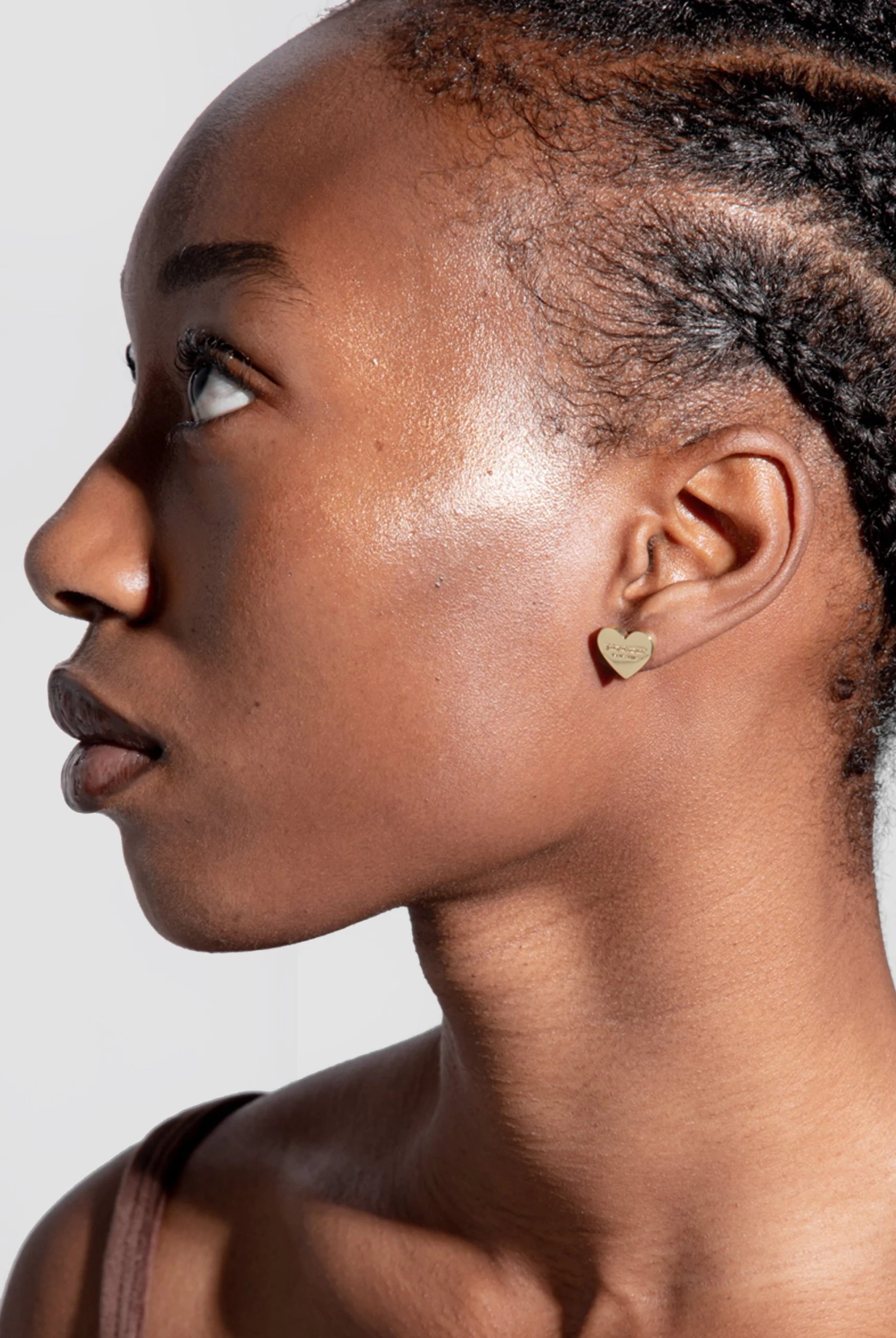 Juicy Couture GOLD MINI HEART STUD EARRINGS 2 Juicy Couture GOLD MINI HEART STUD EARRINGS - Image 2