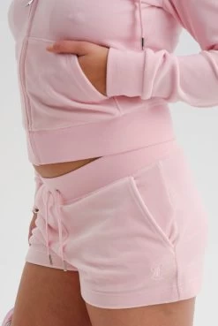 Juicy Couture ALMOND BLOSSOM CLASSIC VELOUR TRACK SHORT -Juicy Couture ROBERTSONHOODIE JCAP176 121 ALMONDBLOSSOMEVESHORT JCCH121001 121 ALMONDBLOSSOM 035
