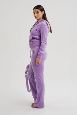 Juicy Couture SHEER LILAC CLASSIC VELOUR ROBERTSON HOODIE -Juicy Couture ROBERTSONHOODIE JCAP176 380 SHEERLILAC 023 646b4b8d de87 4ab6 b494 4765ecb552d8