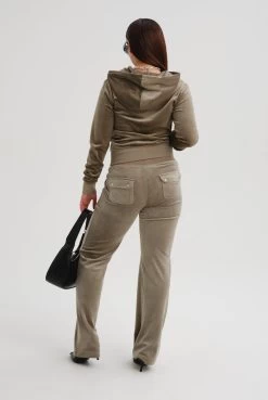 Juicy Couture VETIVER CLASSIC VELOUR ROBERTSON HOODIE -Juicy Couture ROBERTSONHOODIE JCAP176 393 VETIVER 026