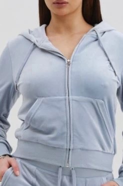 Juicy Couture BLUE FOG CLASSIC VELOUR ROBERTSON HOODIE 6 Juicy Couture BLUE FOG CLASSIC VELOUR ROBERTSON HOODIE -Juicy Couture SH15 AN JCPF23 3886 2ccfbadc af3b 4a39 a7e1 9877f09d9411