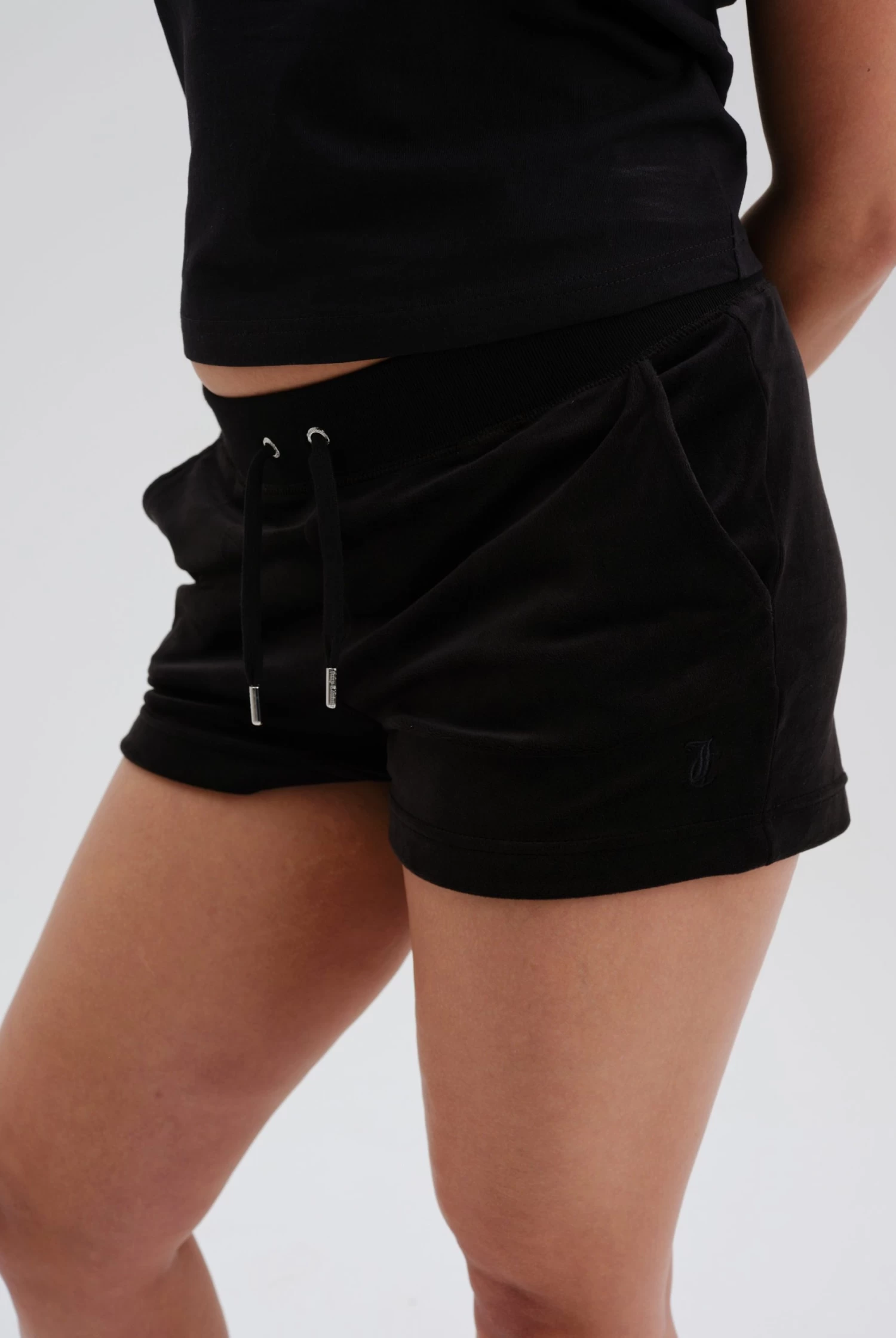 Juicy Couture BLACK CLASSIC VELOUR TRACK SHORT 5 Juicy Couture BLACK CLASSIC VELOUR TRACK SHORT - Image 5